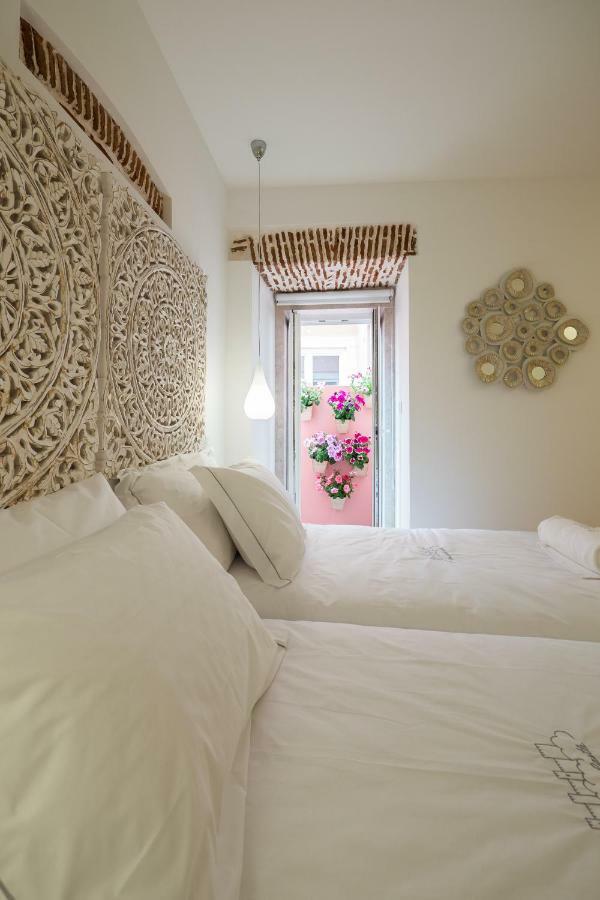 Sunshine House - Exclusive Apartment - Home By The Castle Lisbon Luaran gambar